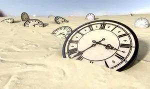 砂に埋まった多数の時計